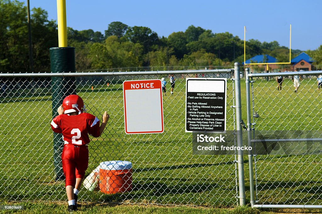 American-Football-Spieler Fußball Spiel in Fußball-Feld - Lizenzfrei Amerikanischer Football Stock-Foto