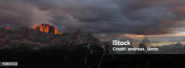 Photo libre de droit de Alpenglühen banque d'images et plus d'images libres de droit de Alpes européennes - Alpes européennes, Alpinisme, Beauté