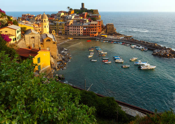 istock Sunset Vernazza, Cinque Terre 928034198