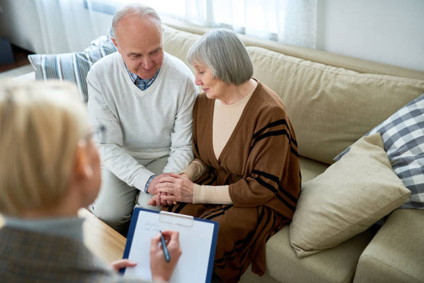 istock Senior Couple in Therapy 928044288