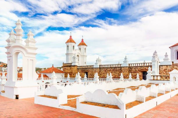 istock Rooftop view from San Felipe de Neri - Bolivia 928046922
