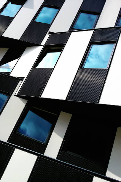 istock Black and white building in Vienna 928046996