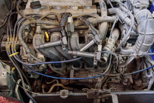 istock Old engine of the car 928049348