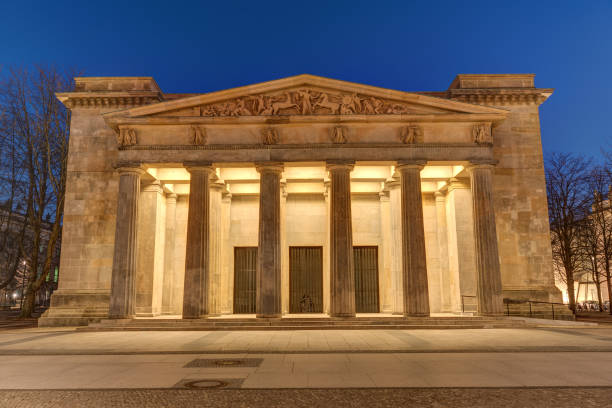 istock The Neue Wache in Berlin at night 928054104