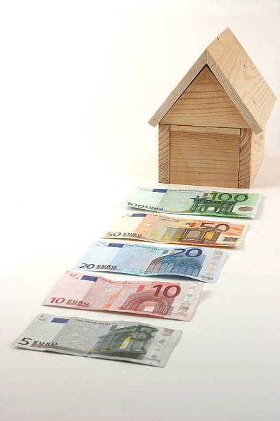 istock with money to the house 92805921