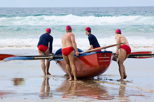 surf in barca - men swimming trunks beach racing briefs foto e immagini stock