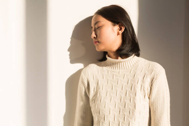 istock shadow of young woman,portrait 928167080