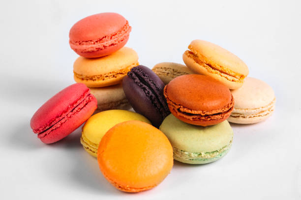 istock Colorful macaroons isolated on white background 928219004