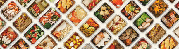 istock Set of take away food boxes at white background 928223884
