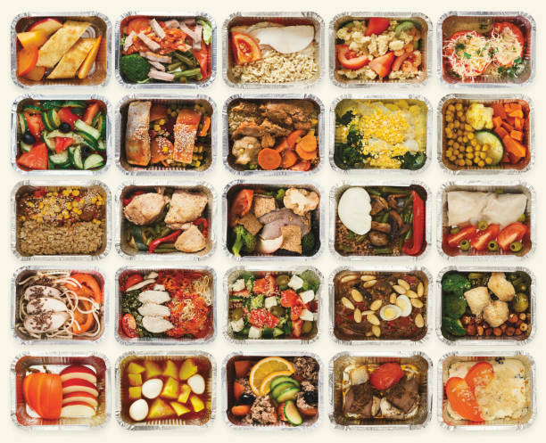 istock Set of take away food boxes at white background 928223920