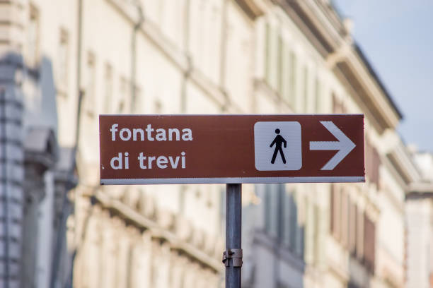 istock Street sign in Rome, Italy 928336466
