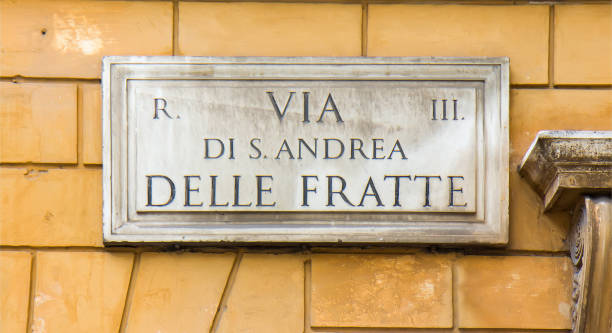 istock Street sign in Rome, Italy 928336896