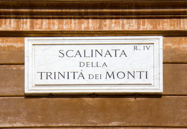 istock Street sign in Rome, Italy 928337108