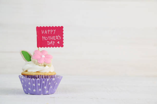 istock mother's day arrangement 928337336