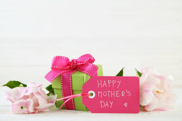 istock mother's day arrangement 928337662