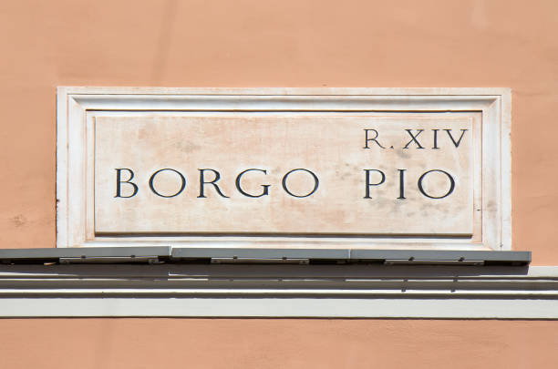 istock Street sign in Rome, Italy 928348210