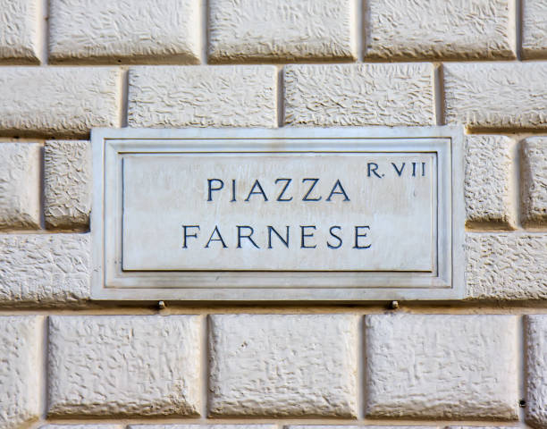 istock Street sign in Rome, Italy 928351976