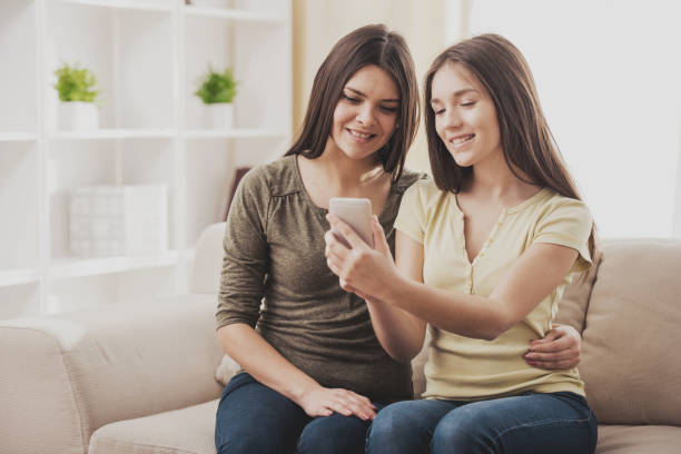 istock Mother and daughter 928438638
