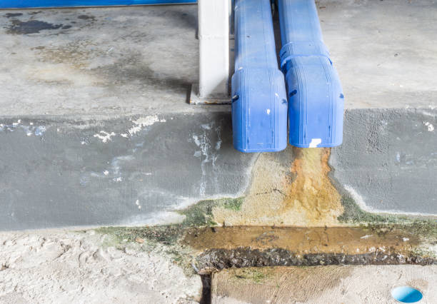 istock drain water dirty and pollution, Dirty drainpipe from air conditioning unit 928453020