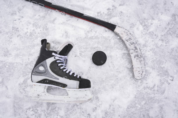 istock things are a hockey player on the ice 928529992