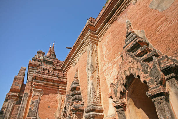 istock Side view of a pagoda in Bagan 928630276
