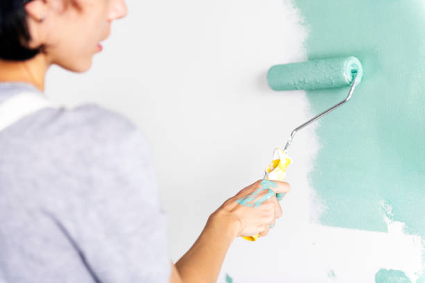 istock People renovating the house 928735610