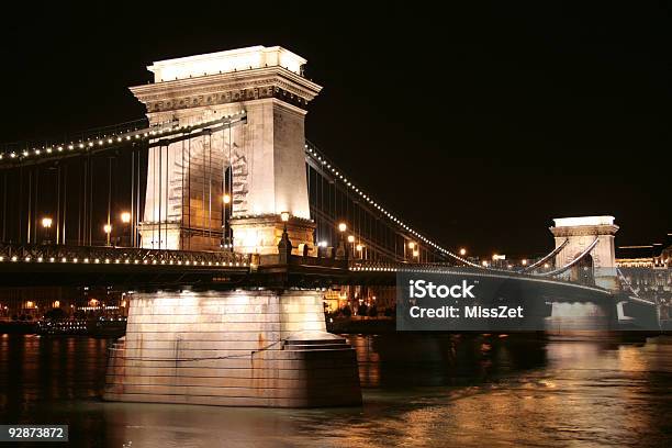 Szechenyi Lanchid Bei Nacht Stockfoto und mehr Bilder von Architektur - Architektur, Baugewerbe, Beleuchtet