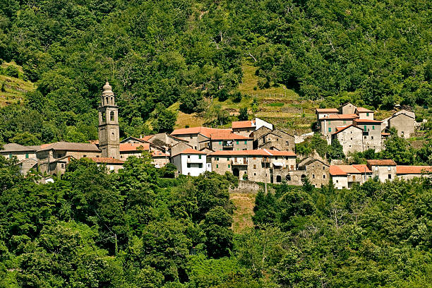 istock Passo del Cirone - Village in the Apennines (Italy) 92874725
