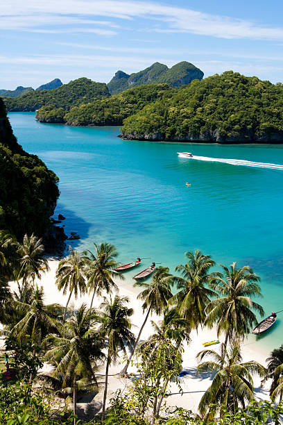 istock Beautiful paradise beach on AngThong National Park 92876595