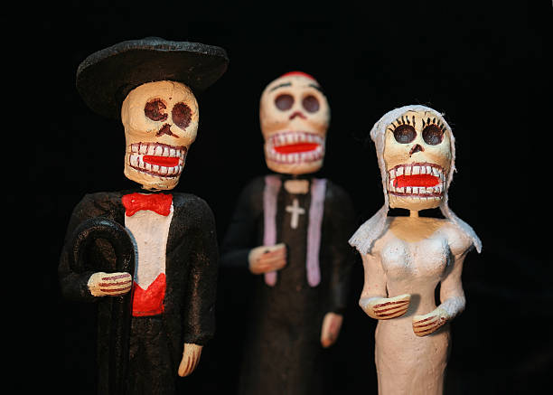 만성절 웨딩 작은 입상들 - day of the dead mexico bride human skeleton 뉴스 사진 이미지