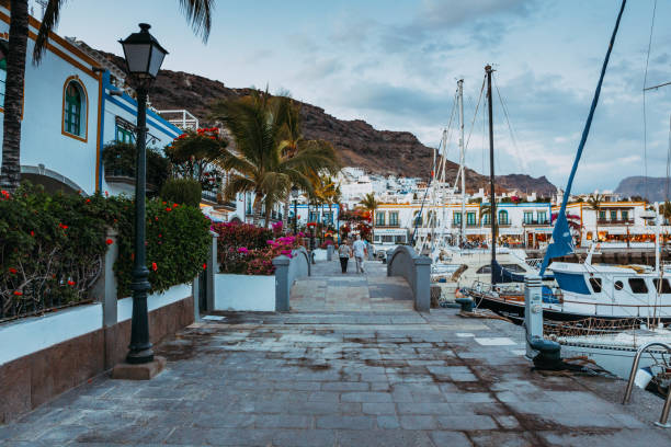istock Small harbor puerto de mogan 928830092