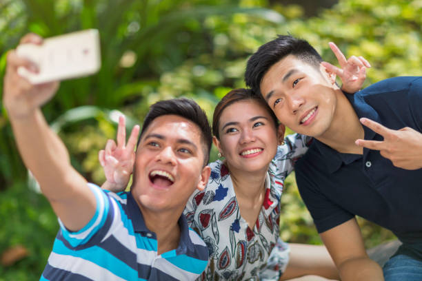 istock Selfie in the park 928866778