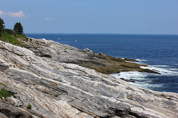 istock Rocky New England coastline (Bristol, Maine, USA) 92887644