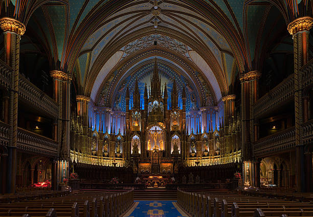 istock Basilica De Notre Dame in Montreal, Canada 92887684