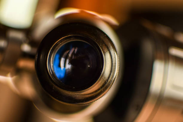 closeup of an eyepiece of a telescope - microscope view imagens e fotografias de stock