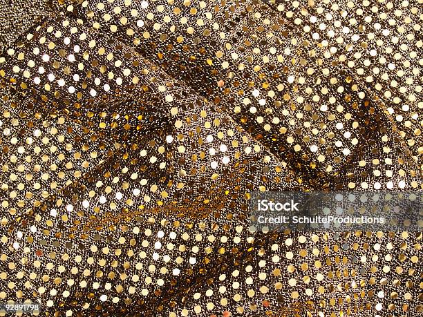 Sfondo Di Paillettes Oro - Fotografie stock e altre immagini di Abbigliamento - Abbigliamento, Abbigliamento formale, Ballo di fine anno scolastico