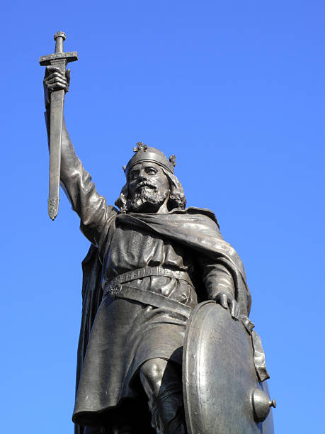 King Alfred The Great Statue King Alfred The Great's statue designed by Hamo Thornycroft and erected in 1899 stands at the eastern  end of the Broadway in Winchester England anglo saxon photos stock pictures, royalty-free photos & images