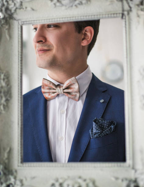 istock Close up of well dressed man's torso 929002992