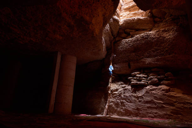 istock Fragments of the underground mosque. 929025002