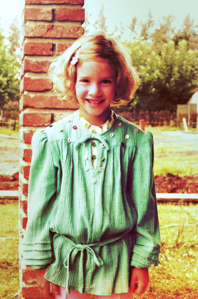 istock Smiling girl from the seventies 929043766