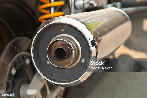 モーターサイクル排気 - オートバイのストックフォトや画像を多数ご用意 - オートバイ, カラー画像, カーマフラー