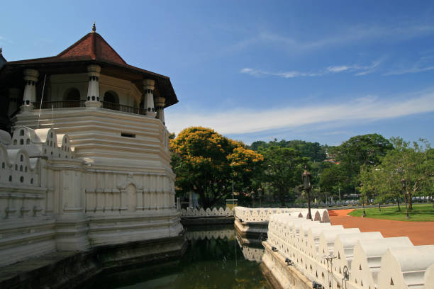 istock Temple of the Tooth 929128858