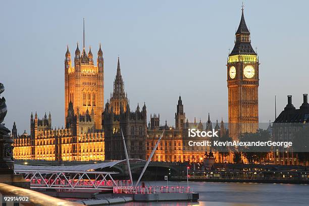 議会 Parliment London - イルミネーションのストックフォトや画像を多数ご用意 - イルミネーション, ウェストミンスター宮殿, カラー画像