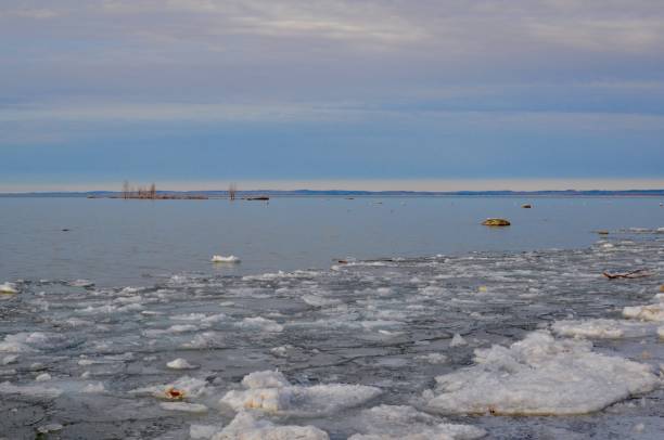 istock Lake Michigan Winter 929154764
