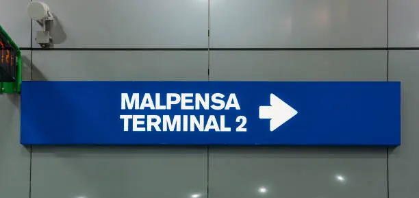 Sign pointing towards Malpensa Terminal 2, which services national as well as EasyJet flights throughout Europe