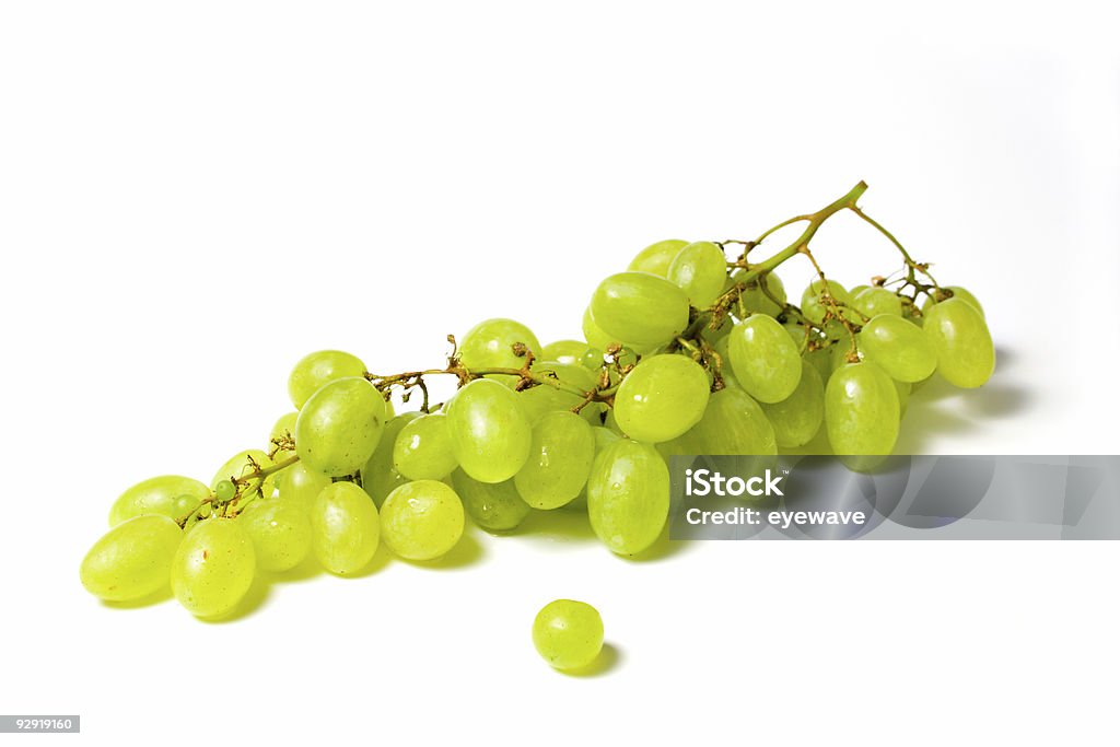 Uvas isolado a branco - Royalty-free Alimentação Saudável Foto de stock