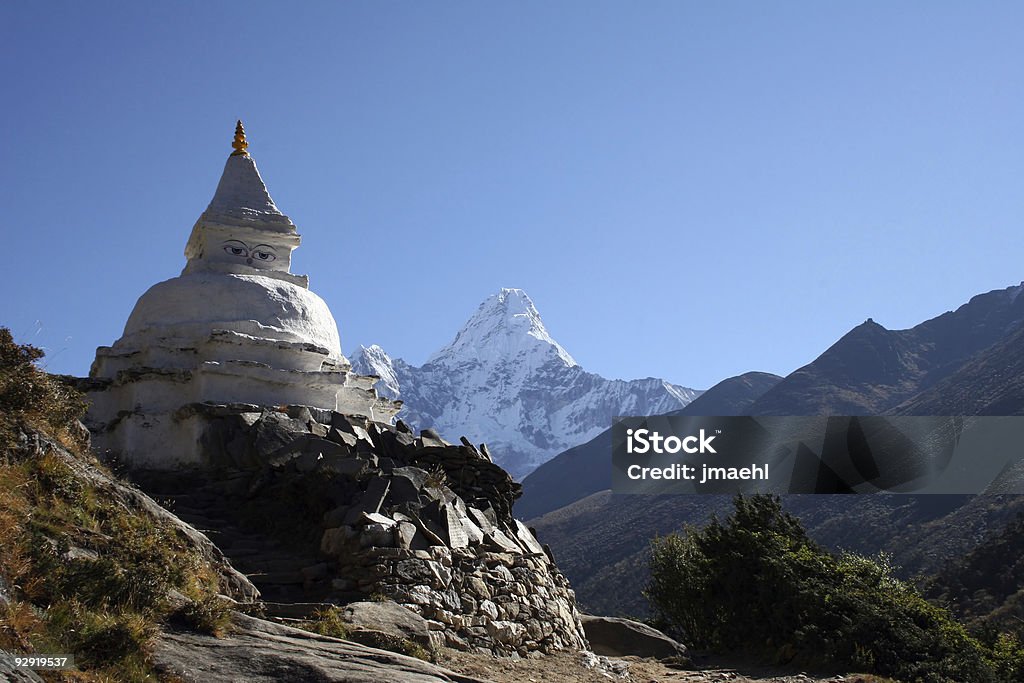 Monges Chorten-Nepal - Foto de stock de Ama Dablam royalty-free