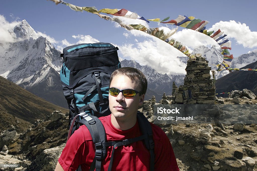 Chukpilhara monumenti commemorativi-Nepal - Foto stock royalty-free di Alpinismo