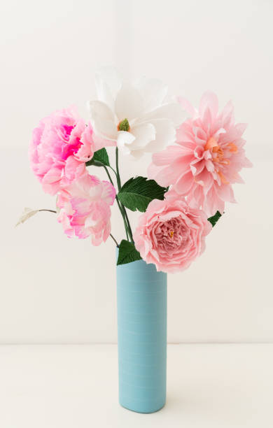 istock Crepe paper flower bouquet 929200614