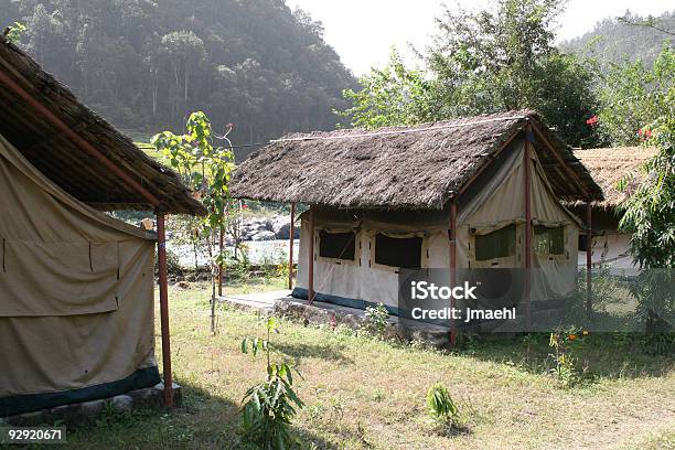 キャンプネパール - キャンプするのストックフォトや画像を多数ご用意 - キャンプする, 熱帯雨林, かやぶき屋根